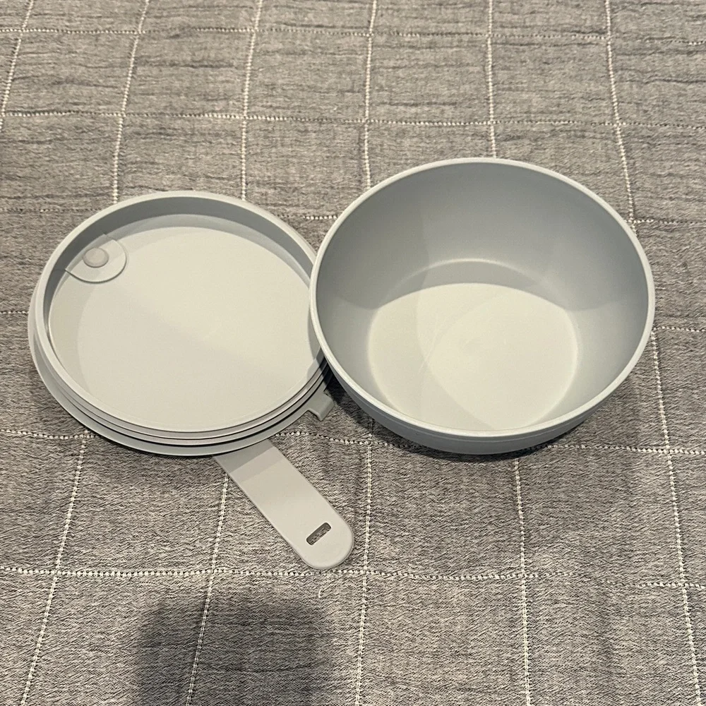 W&P Lunch Bowl in Light Gray - Picture 3 of 4